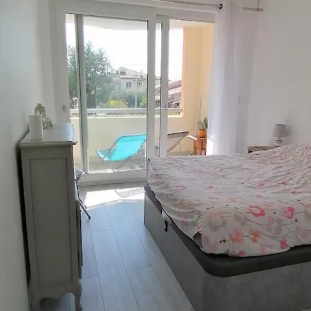 Apartment Le Cosy, Proche Plage, Base Nature, A Pied Frejus